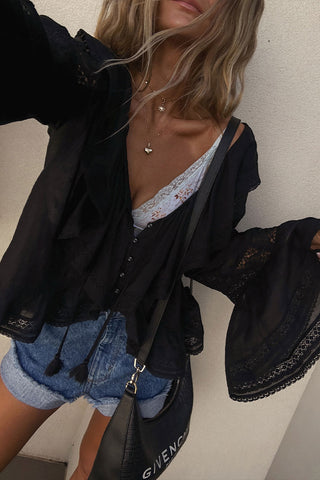 fleur-lace-frill-blouse
